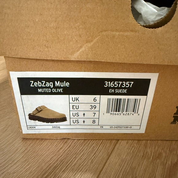 Dr. Martens ZebZag Mule Muted Olive, size women’s 8 - Picture 7 of 7